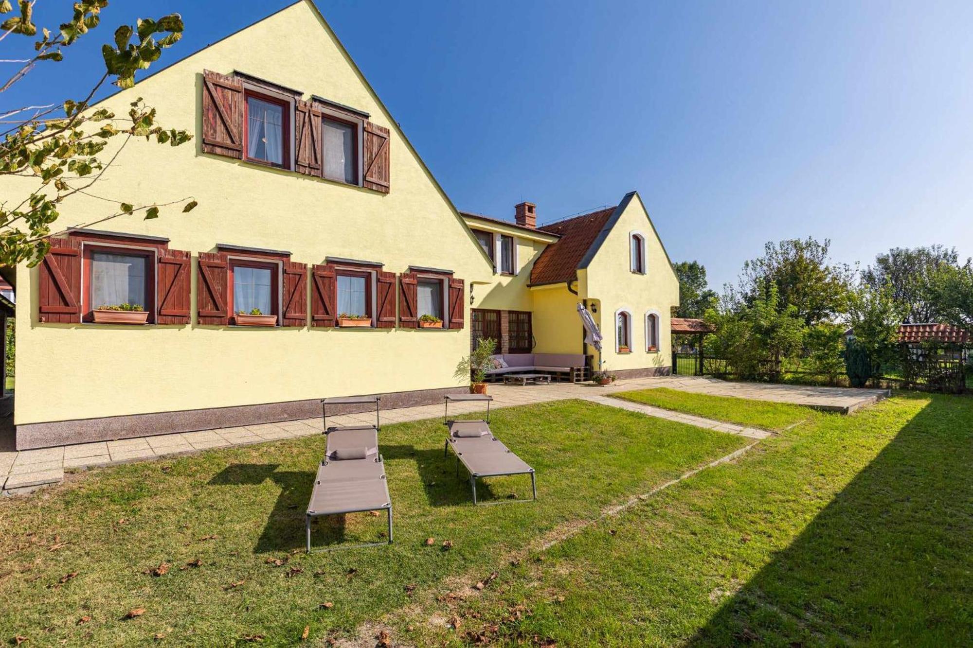 Idylicky Rodinny Penzion Arkadia Pri Dunajskej Cyklotrase Kyselica Zewnętrze zdjęcie